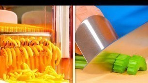 'Quick Ways to Peel And Cut Your Favorite Food'