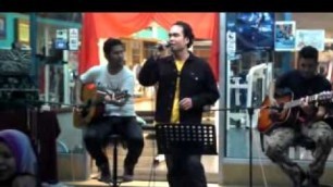 'Suatu Kepastian - Afisz Aris & Neon Band - Akustik Buskers @ Dinner Gym Priority Fitness 2014'