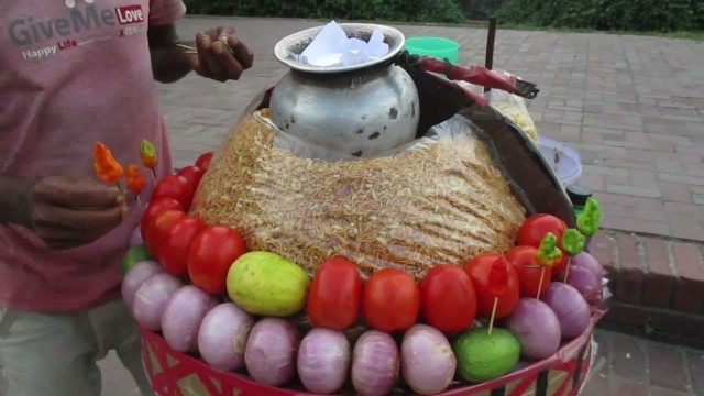 'Yummy Masala Ghoti gorom jhal Chanachur  street food of Bangladesh Food Cart'