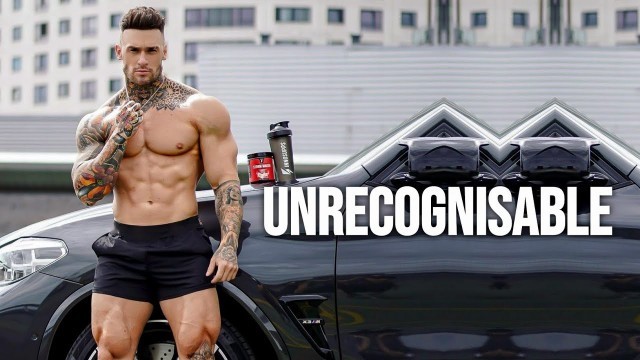 'BECOME UNRECOGNISABLE - Gym Motivation 