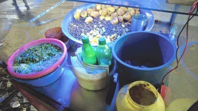 'Potato & Chole Boot | Bangladeshi Street Food | Food Cart'