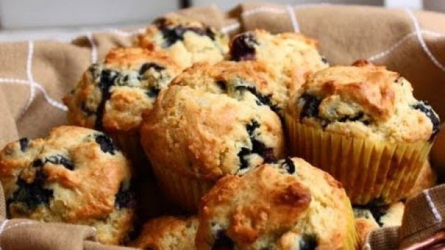 'Blueberry Muffins Recipe - How to Make Blueberry Muffins'