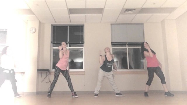 '\"UPTOWN FUNK\" Choreo with Jamie & Christina Dance Fitness (Thank you Lia & Janine t'