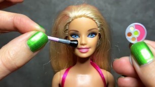 'ASMR Miniature Makeup on a Barbie Doll (Whispered)'