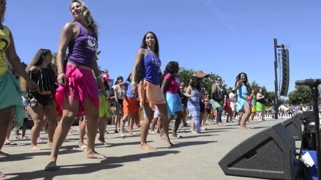 'Hot Hula at 2016 Pacific Island Festival'