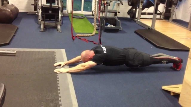 'IRONMAC FITNESS - Hard Push Up Number 1'