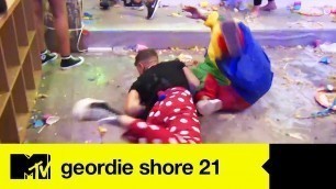 'EP#4 RECAP: A Massive Food Fight Breaks Out During The House Clown Party | Geordie Shore 21'