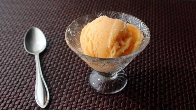 'Cantaloupe Cayenne Sorbet - Spicy Fresh Melon Sorbet Recipe'