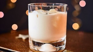 'How to make Irish cream liqueur - Cocktail Hour - BBC Good Food'