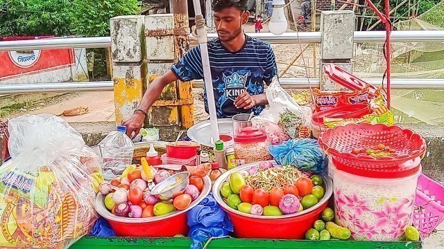 'This Man Has Extremely Decorated His Food Cart | Bangladeshi Street Food'