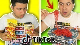 'Probamos los FOOD HACKS más RAROS de TIK TOK 