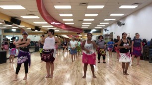 'HOT HULA fitness® with Nickie - Beauty and the Beat Legs & Abs'