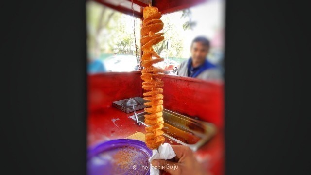 'પોટેટો ટ્વિસ્ટર | Potato Twister Making at Food Cart | Indian Street Food'