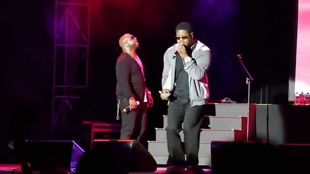 'BOYZ II MEN - A SONG FOR MAMA (LIVE IN VANCOUVER - PNE)'