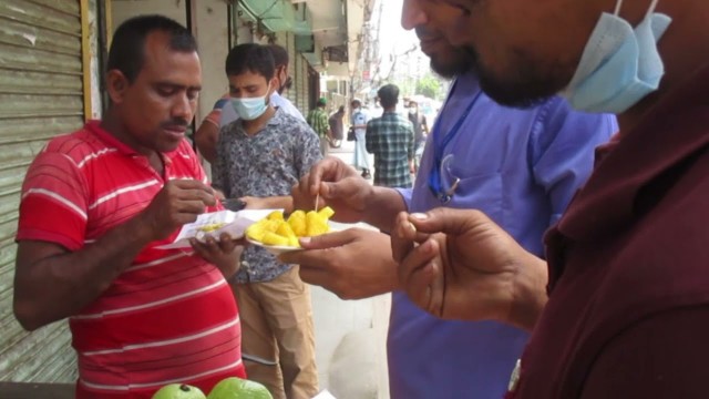 'Bangladeshi street food Pineapple Cutting & Selling | Food Cart'