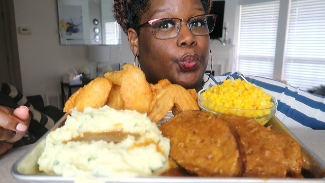 'SOUL FOOD MUKBANG + RECIPE MEATLOAF FRIED CHICKEN MASHED POTATOES CORN'