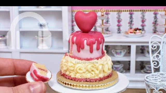 'Mini heart drip buttercream swirl cake! mini food ASMR'