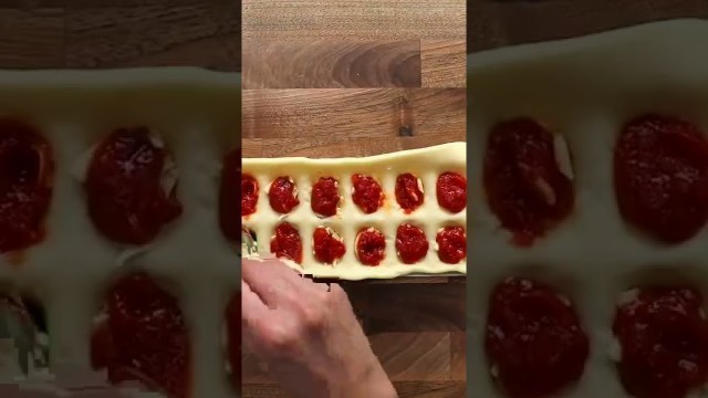 'Mini Pizza Pockets Made Easy!