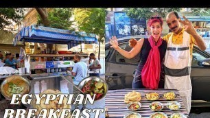 'Egyptian Breakfast FOUL on the Streets of CAIRO | STREET FOOD | فطار مصري على عربيه فول في القاهره'