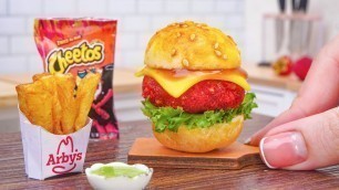 'ASMR Miniature Cheetos Cheeseburgers | Hot Cheetos Burger by Miniature Cooking | Mini Food Recipe'