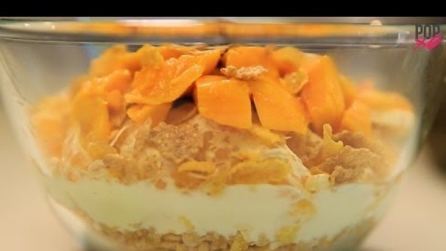 'How To Make A Yogurt Muesli Bowl - POPxo Food'