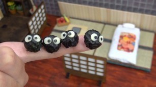 'Mini Food soot gremlin 食べれるミニチュア まっくろくろすけ/Edible Dust Bunnies! (From “My Neighbor Totoro”)'