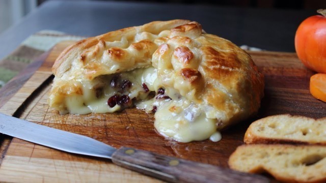 'Baked Stuffed Brie - Brie en Croute stuffed with Cranberries & Walnuts'