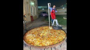 'Czn Burak Turkish Chef Cooking Big Pizza #cznburak#Cooking #Turkish#Food#burak#Amazing#Traditional#4'