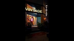 'VINTAGE CAFE KARACHI I KARACHI FOOD STREET II PAKISTANI STREET FOOD I VLOGGING & COOKING WITH SAEED'