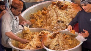 'Al Rehman Biryani Kharadar Karachi. Street Food Chicken Biryani. People are Crazy for Street Biryani'