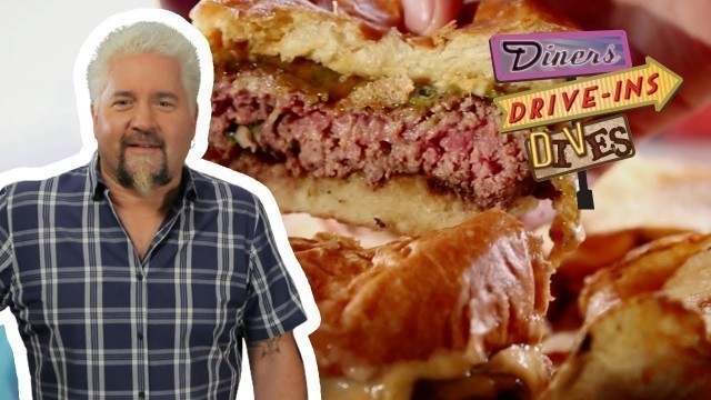 'Guy Fieri Eats a Butter Burger at Crest Cafe | Diners, Drive-Ins and Dives | Food Network'