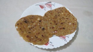 'Easy to cook Aloo Paratha recipe. Indian vegetable food. Ideal for lunch, dinner and tiffin.'