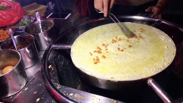 'Chinese Street food ( Jianbing) #wuhan #streetfood'