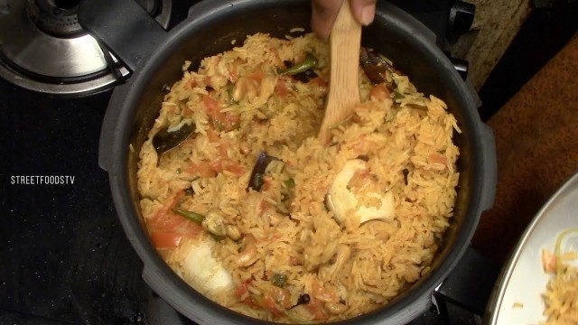 'Egg Pulao Recipe | Street Food Tv'