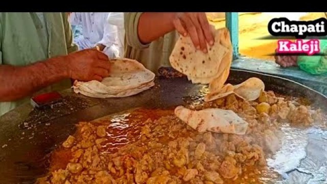 'Cheapest chapati FRY KALEJI!! at Karachi Street Food | Amazing tawa Fry Kaleji'