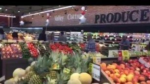 'Grand Opening of Valley Cottage FOODTOWN'