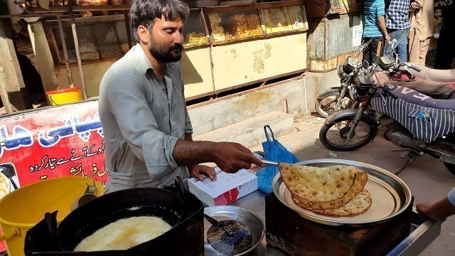 'Street Malpua | Easy Malpura Making on Road | Street Food of Karachi Pakistan'