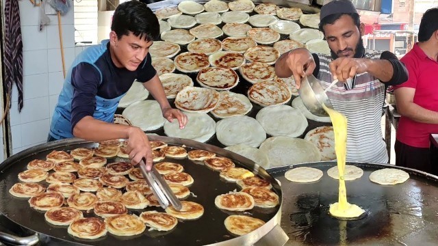 'Lachha Paratha Making | BIGGEST ANDA OMELETTE | Street Food of Karachi Pakistan | Egg Recipe'