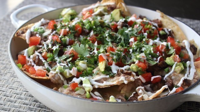 'Super Deluxe Steak Nachos - How to Make Steak Nachos'