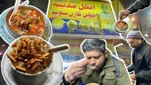 'Uncle Madina Chicken Corn Soup | Dhoraji Walay Uncle | Karachi Street Food |'