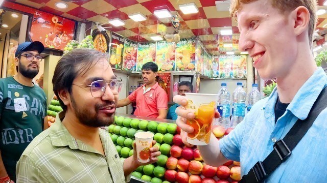 'Friendly Indian man won\'t stop buying me food in Delhi 