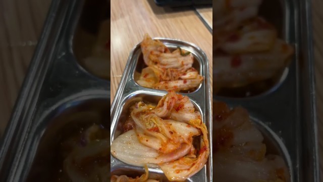 'KOREAN KIMCHI AT KIM’S K FOOD SEMARANG| HEALTHY FOOD|TRADITIONAL KOREAN SIDE DISH #shorts'