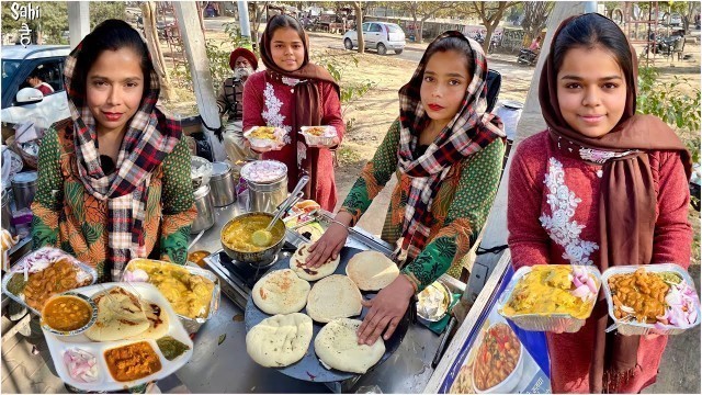 'Hardworking Maa Beti ka Desi Dhaba | Punjabi Street Food India | Rs 40'