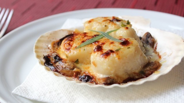 'Coquilles St Jacques - Creamy Scallop & Mushroom Gratin Recipe'