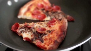 'Magic Pizza Reheat Method! - How to Get Crispy Crust on Leftover Pizza!'