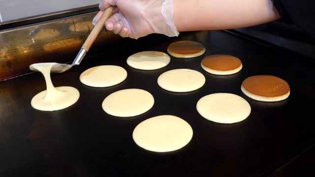 'Japanese Pancake Dorayaki (Original, Glutinous Rice Cake, Cheese, Butter) - Korean Street Food'