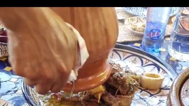 'tanjia maroc , moroccan food طنجية Marrakech'