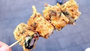 'Hot Bar (Fried Fish Cake Bar) 4 flavors - Korean Street Food / Namdaemun Market'