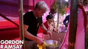 'Gordon Ramsay Enters A Curry Cooking Competition | Gordon\'s Great Escape'