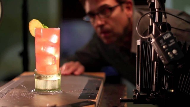 'Behind the Scenes of a food photographer - Raspberry Lemonade'